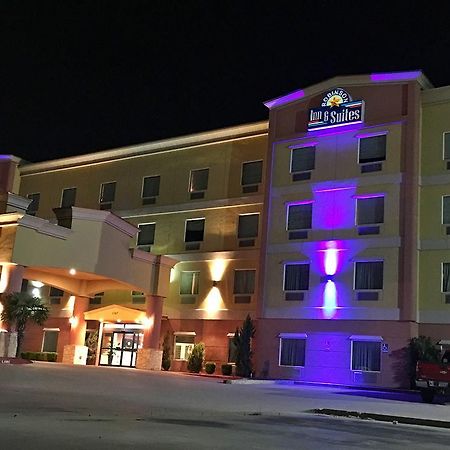 Robinson Inn And Suites 外观 照片
